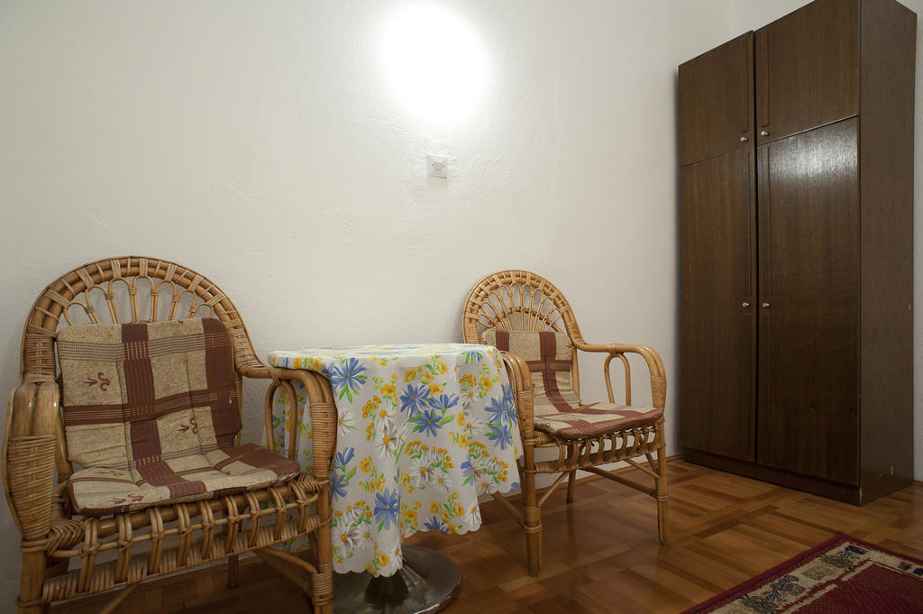 Apartments Durasevic Ivo Sveti Stefan Bilik gambar
