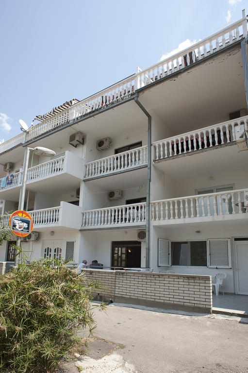 Apartments Durasevic Ivo Sveti Stefan Bilik gambar