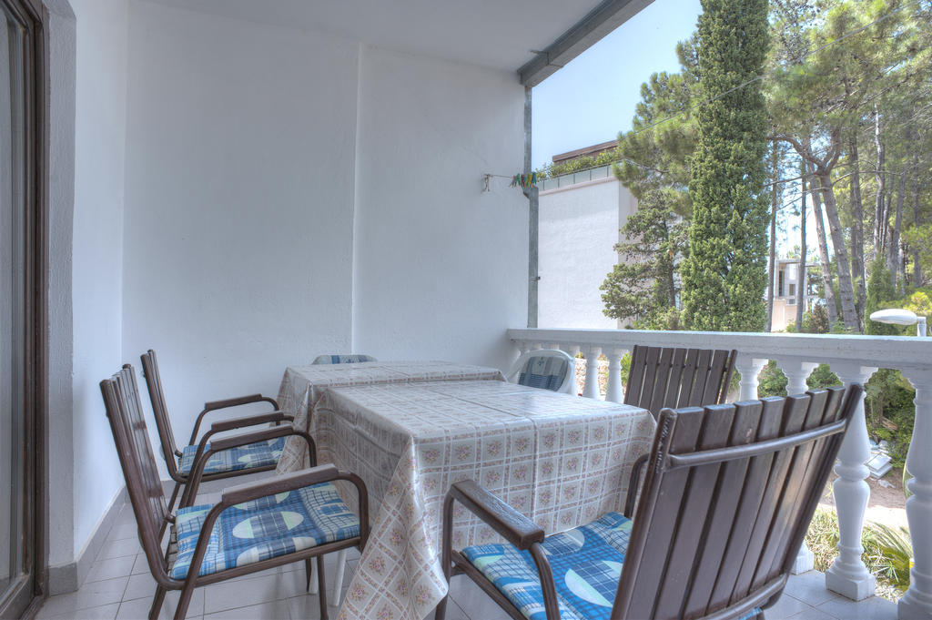 Apartments Durasevic Ivo Sveti Stefan Bilik gambar
